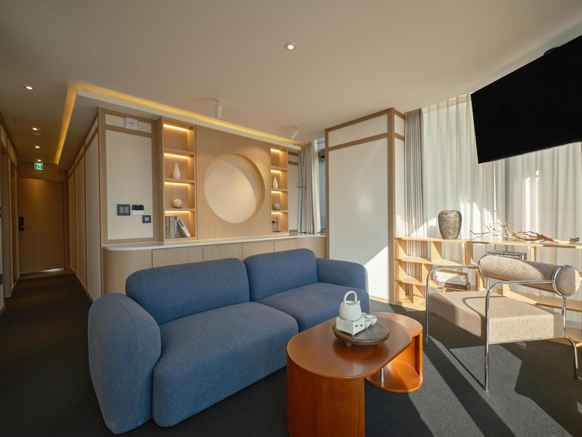 Uh Suite The Seoul Exterior photo