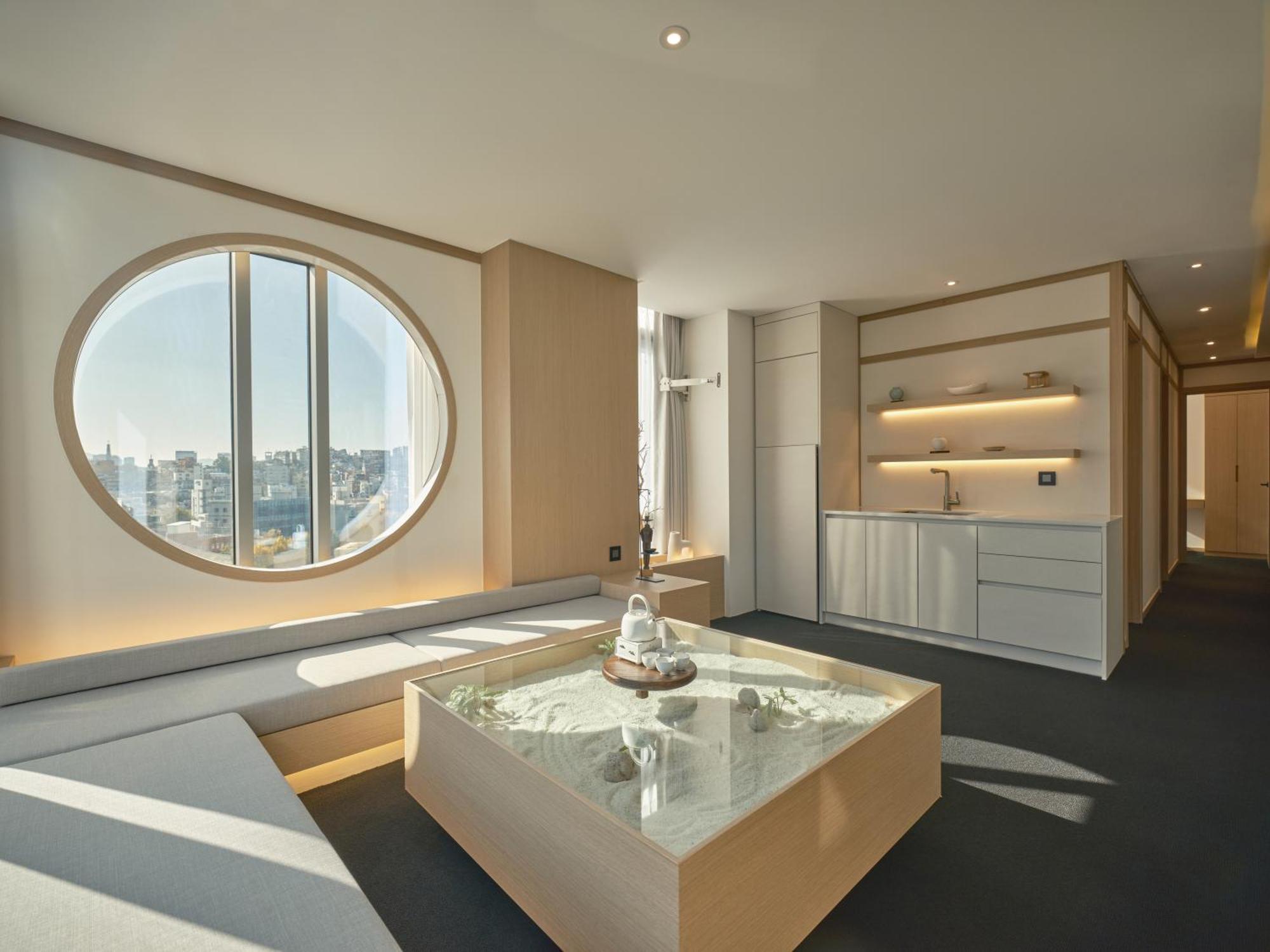 Uh Suite The Seoul Exterior photo