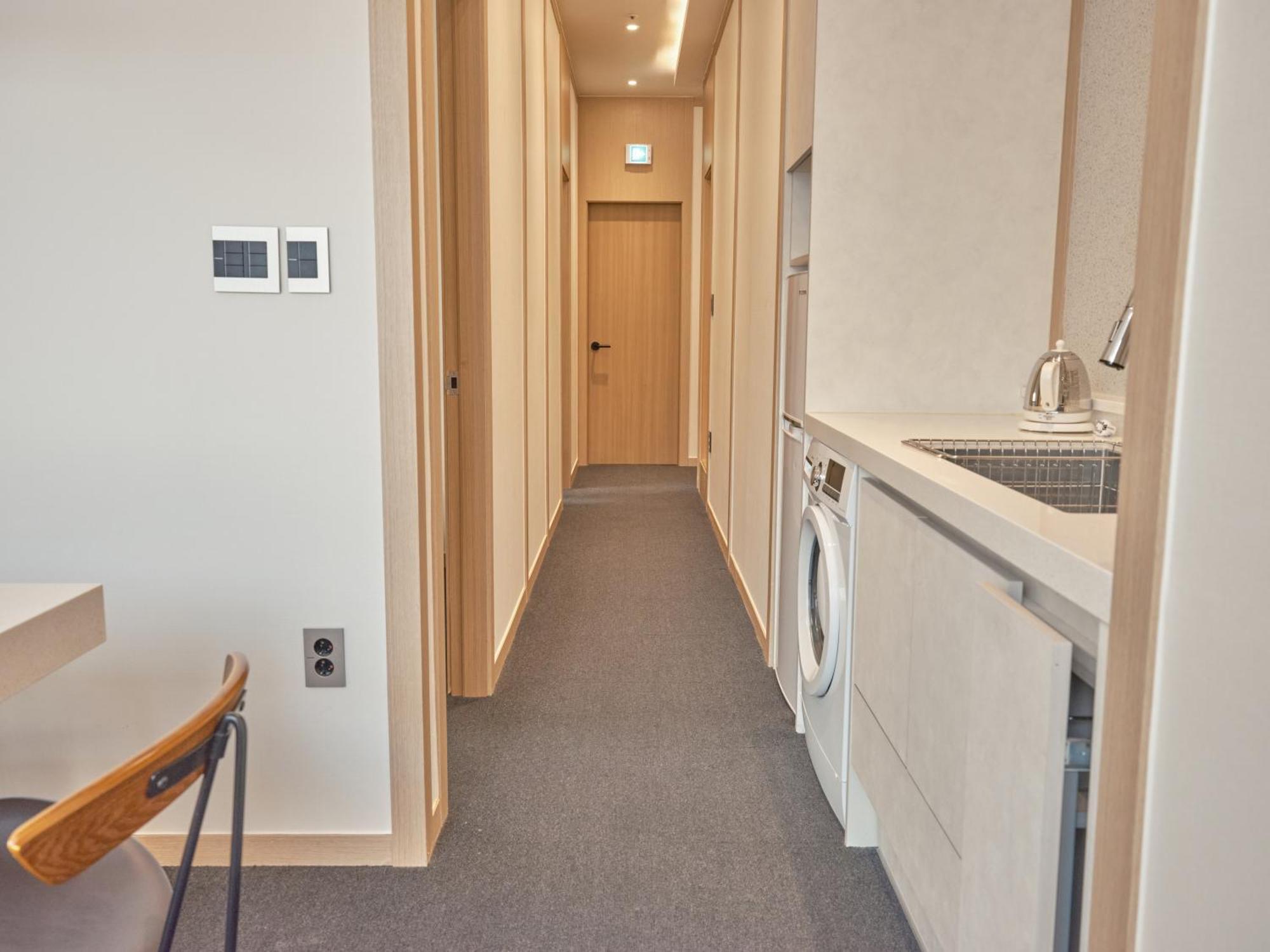 Uh Suite The Seoul Exterior photo